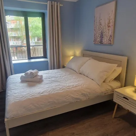 Upgraded & Slick 2bd Heart Of At Christchurch * Dublin