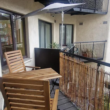 Upgraded & Slick 2bd Heart Of At Christchurch * Dublin