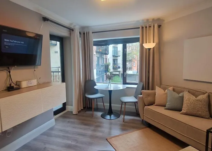 Upgraded & Slick 2bd Heart Of At Christchurch Apartmán